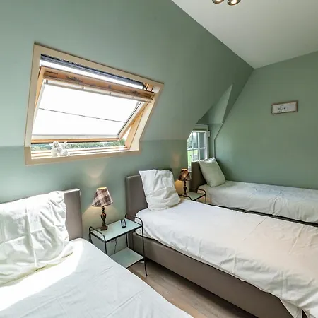 Large Overlooking The Sunny Courtyard With Fountain Dom wakacyjny *