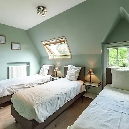 Ferienhaus Large Overlooking The Sunny Courtyard With Fountain Le Bizet