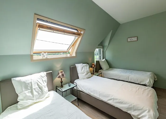 Large Overlooking The Sunny Courtyard With Fountain Holiday home *