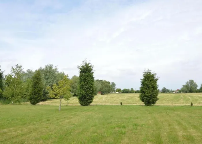 Large Overlooking The Sunny Courtyard With Fountain