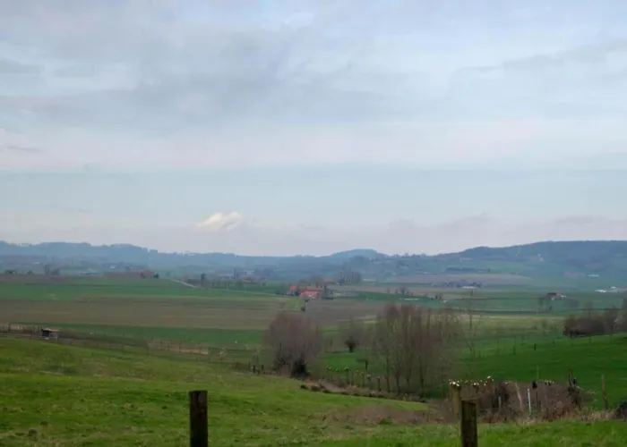 Holiday home Large Overlooking The Sunny Courtyard With Fountain *